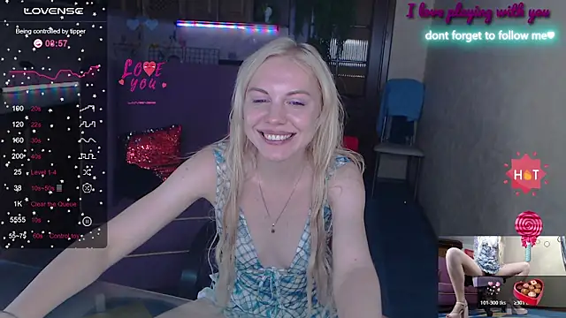 Snapshot of LiSinDoll chatting on 10/21/25, 06:47 LiSinDoll online show from 10/21/25, 06:47