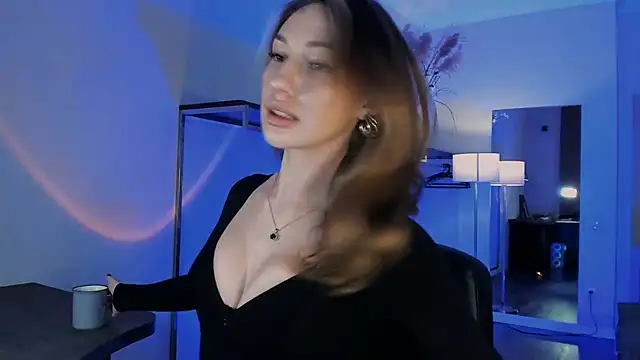 MariGven online show from 11/28/25, 03:25