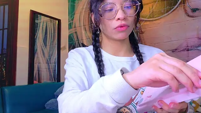 Giaa rossi online show from 04/17/26, 02:09