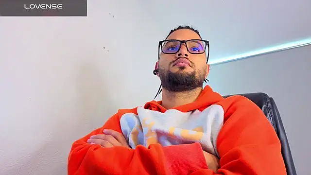 Ernesto-Rodriguez82 online show from 04/16/26, 03:35