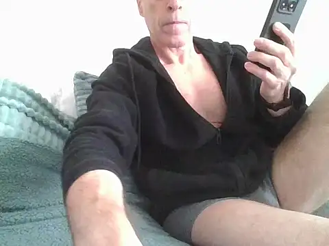 fergi1999 online show from 01/11/26, 06:18