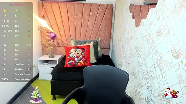 Lia Blake  online show from 01/07/26, 12:40