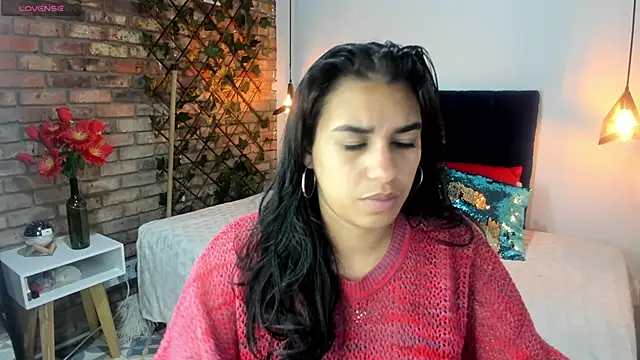 Lia Blake  online show from 02/14/26, 12:13