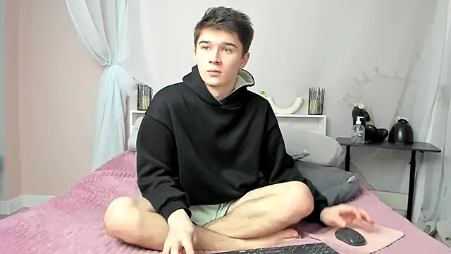 Snapshot of SherlockMax chatting on 01/10/26, 05:53 SherlockMax online show from 01/10/26, 05:53