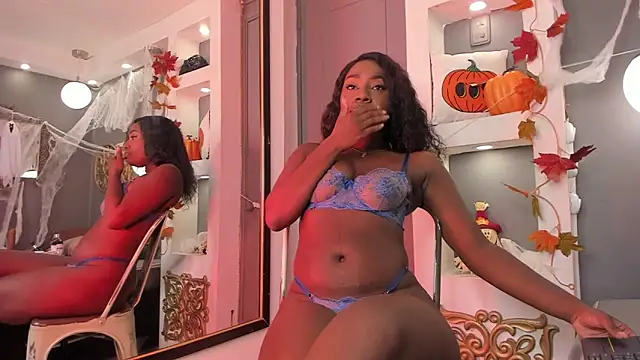 ZoeMorettii  online show from 10/14/25, 07:47