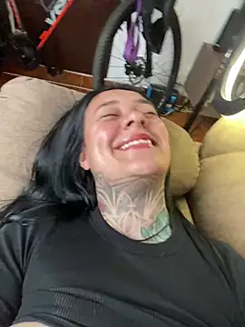 Snapshot of Rouse_07 chatting on 02/13/26, 02:46 Rouse 07 online show from 02/13/26, 02:46