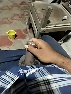 Girls pussy rider online show from 12/17/25, 05:19