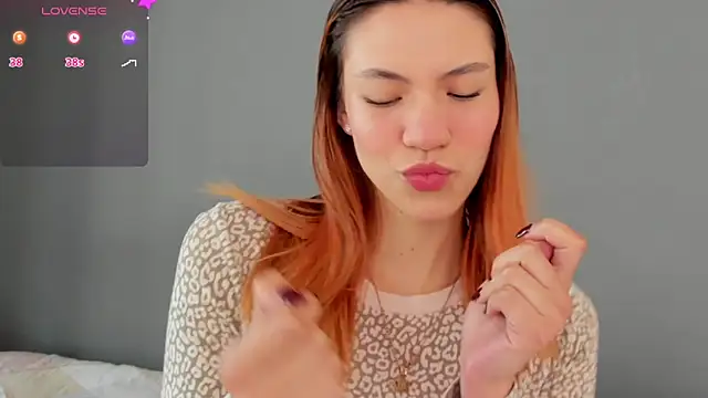 Snapshot of AntonellaaRossii chatting on 10/09/25, 01:09 AntonellaaRossii online show from 10/09/25, 01:09