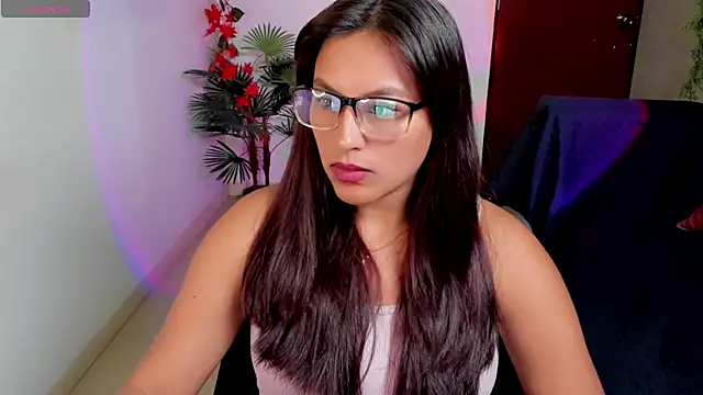 Cameroon-Diaz online show from 02/07/26, 01:48