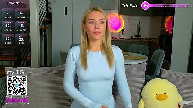 Snapshot of HoneyJohansson chatting on 09/11/25, 03:23 HoneyJohansson online show from 09/11/25, 03:23