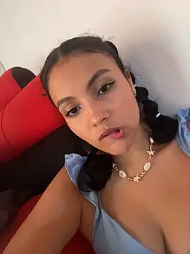 Angel-Caribbean online show from 11/17/25, 07:08