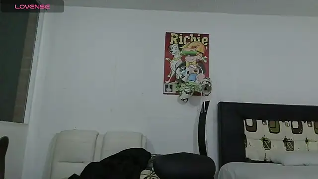 Thomasjons  online show from 06/13/26, 05:27