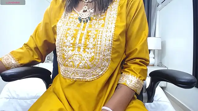 kairadayamai online show from 04/21/26, 12:22