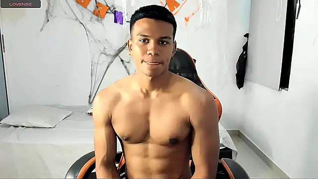 jeanfran ferrer online show from 10/24/25, 06:37