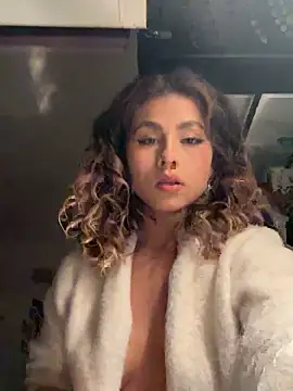 Snapshot of Amber_brooks chatting on 09/23/25, 11:30 Amber brooks online show from 09/23/25, 11:30