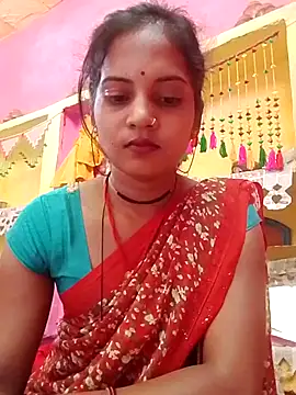Snapshot of Hot_bbbb chatting on 04/18/26, 05:33 Hot bbbb online show from 04/18/26, 05:33