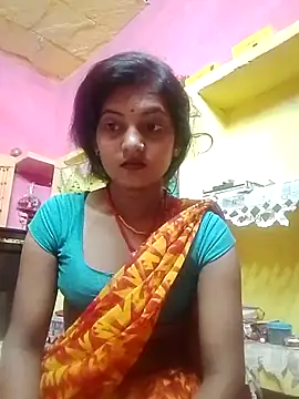 Snapshot of Hot_bbbb chatting on 05/22/26, 08:47 Hot bbbb online show from 05/22/26, 08:47
