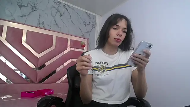 Mia swift ch online show from 11/07/25, 02:22