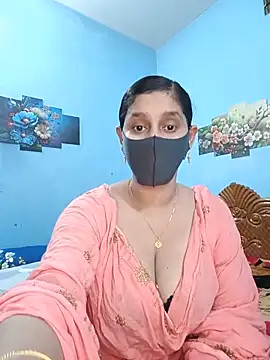 Snapshot of Cute_Faria chatting on 05/20/26, 04:13 Cute Faria online show from 05/20/26, 04:13