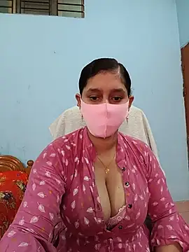 Snapshot of Cute_Faria chatting on 06/19/26, 04:28 Cute Faria online show from 06/19/26, 04:28