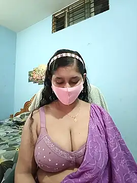 Snapshot of Cute_Faria chatting on 07/22/26, 03:09 Cute Faria online show from 07/22/26, 03:09