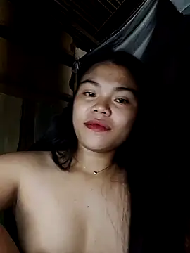 Snapshot of cloe_candy19 chatting on 10/18/25, 03:24 cloe candy19 online show from 10/18/25, 03:24