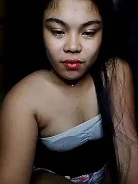 Snapshot of cloe_candy19 chatting on 10/30/25, 11:33 cloe candy19 online show from 10/30/25, 11:33