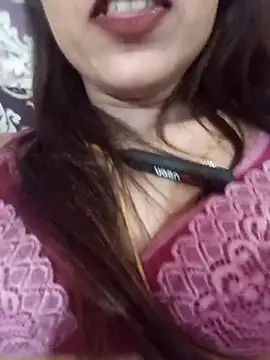 Snapshot of payalsharma95 chatting on 10/18/25, 05:25 payalsharma95 online show from 10/18/25, 05:25