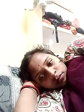 Hot crety online show from 02/25/26, 05:44