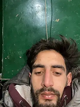 lyath3245 online show from 02/05/26, 08:52