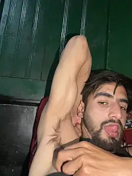 lyath3245 online show from 04/05/26, 07:00