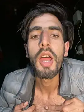 lyath3245 online show from 04/19/26, 01:10