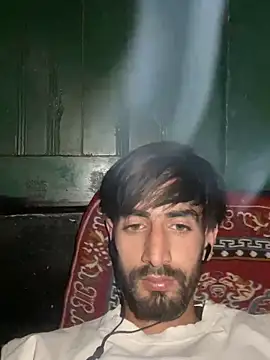 lyath3245 online show from 04/24/26, 06:10