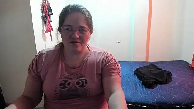 Snapshot of Daphne_girlsex chatting on 10/03/25, 07:55 Daphne girlsex online show from 10/03/25, 07:55
