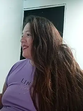 Daphne girlsex online show from 04/27/26, 02:15