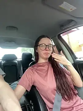 DanielleBabe online show from 05/05/26, 06:27