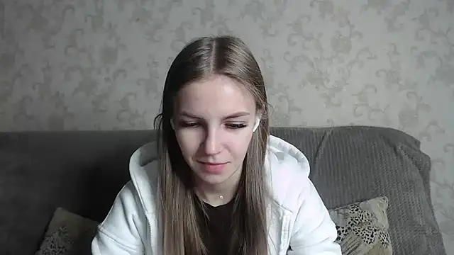 HitGyrl online show from 03/04/26, 01:11