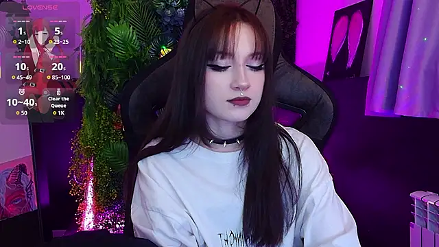 LiliLuna online show from 02/25/26, 12:59