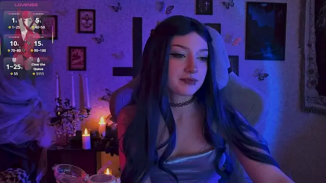 Snapshot of LiliLuna chatting on 07/13/26, 12:35 LiliLuna online show from 07/13/26, 12:35