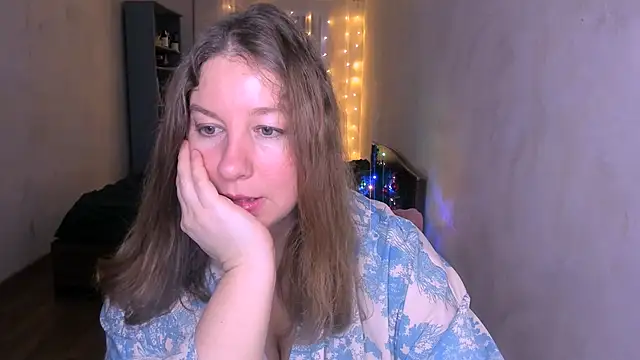 Snapshot of NancySanders chatting on 12/21/25, 05:36 NancySanders online show from 12/21/25, 05:36