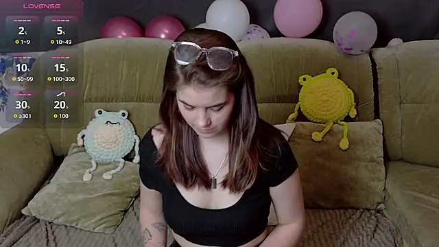 ElzaBlis online show from 02/16/26, 01:07