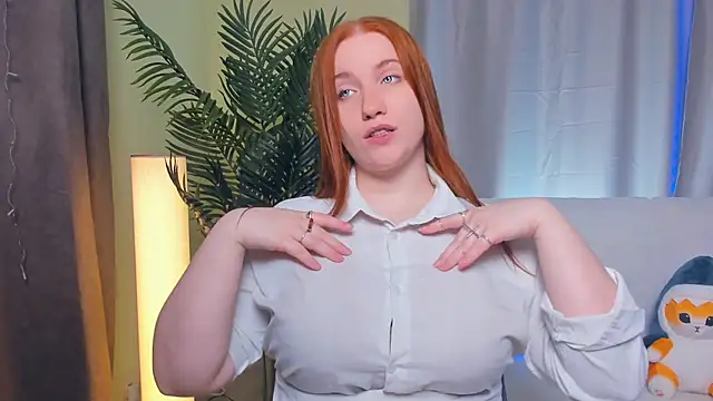 Snapshot of EthalCarlsqq chatting on 09/18/25, 07:32 EthalCarlsqq online show from 09/18/25, 07:32