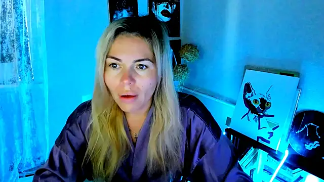 LoraBoyar online show from 07/08/26, 02:27