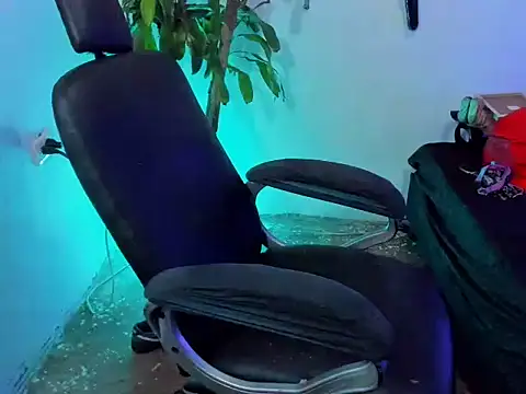 Snapshot of zeus_7777 chatting on 09/09/25, 09:58 zeus 7777 online show from 09/09/25, 09:58