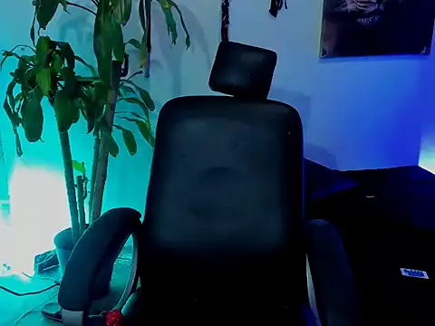 Snapshot of zeus_7777 chatting on 09/12/25, 07:41 zeus 7777 online show from 09/12/25, 07:41