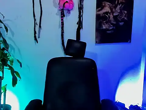 Snapshot of zeus_7777 chatting on 09/17/25, 07:21 zeus 7777 online show from 09/17/25, 07:21