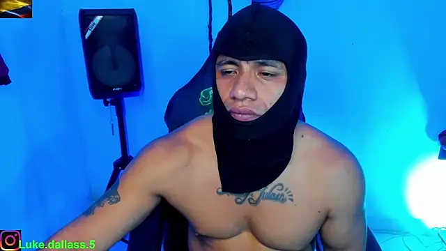 Snapshot of zeus_7777 chatting on 12/03/25, 01:02 zeus 7777 online show from 12/03/25, 01:02