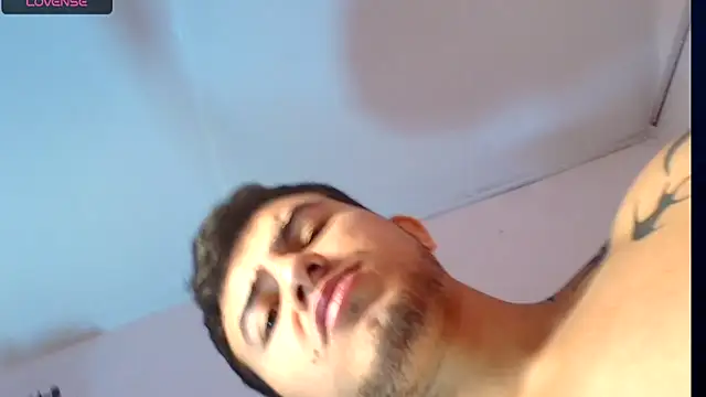 Luna logan online show from 10/20/25, 02:06