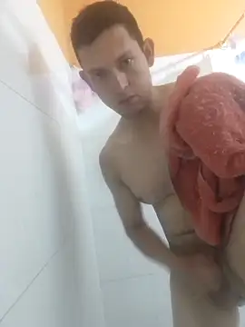 Snapshot of Franswat95 chatting on 11/10/25, 11:04 Franswat95 online show from 11/10/25, 11:04