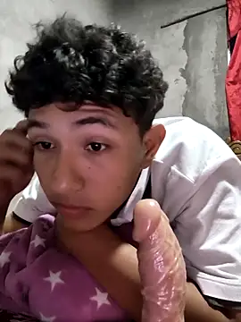 Snapshot of MattBroddy chatting on 11/18/25, 12:16 MattBroddy online show from 11/18/25, 12:16